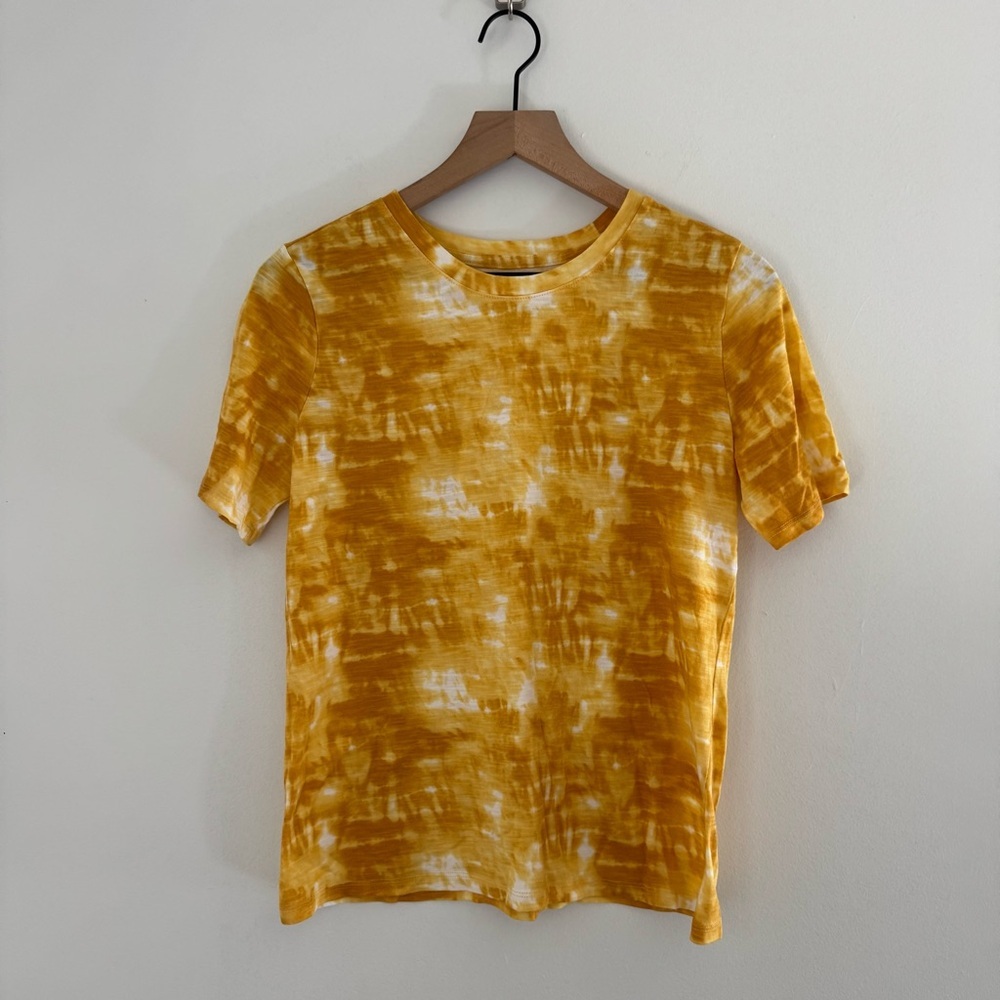 Banana Republic Malibu Tee Size Small Yellow Tie Dye